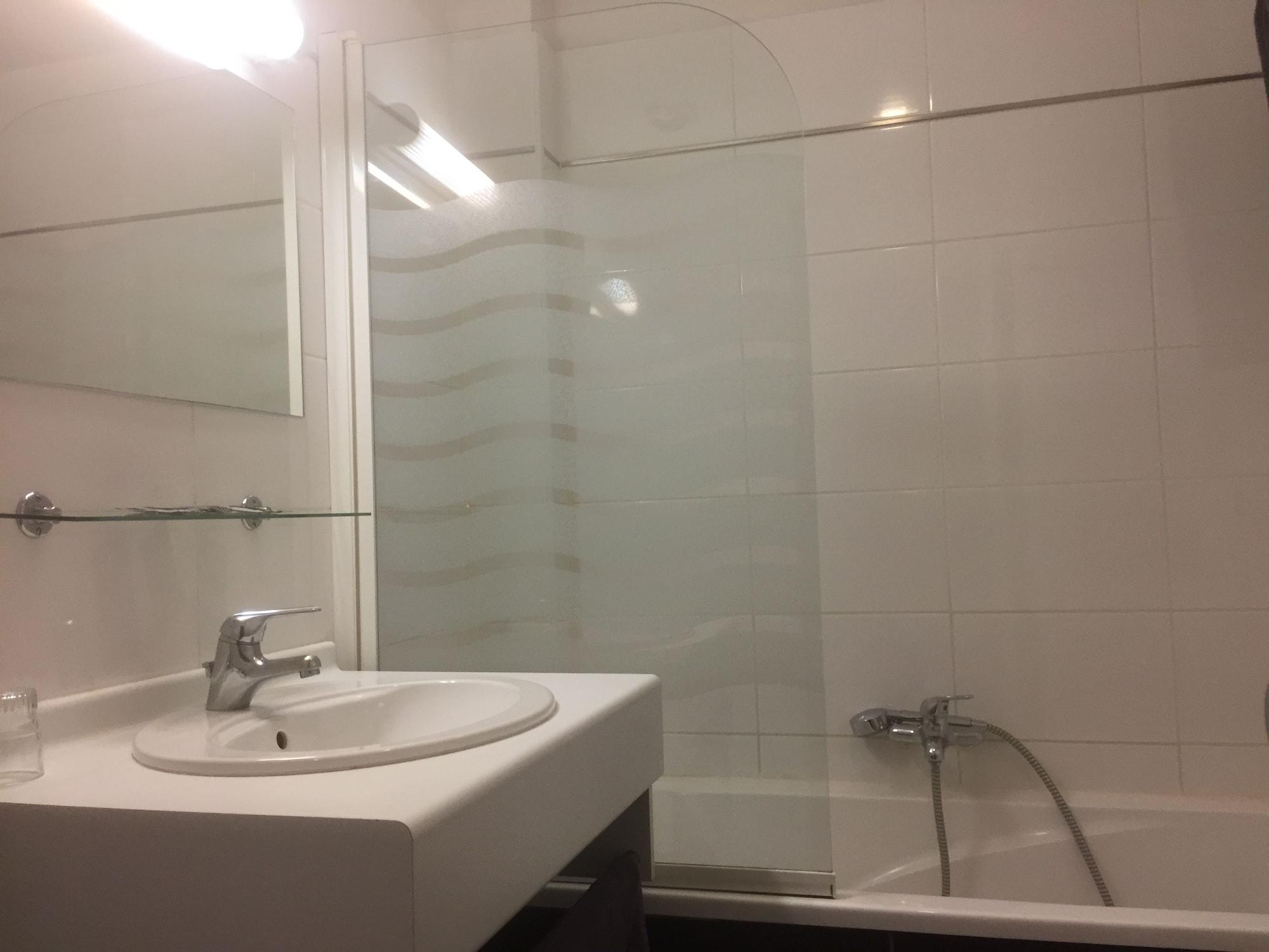 Hotel Du Sud Vieux Port Marsilya Dış mekan fotoğraf