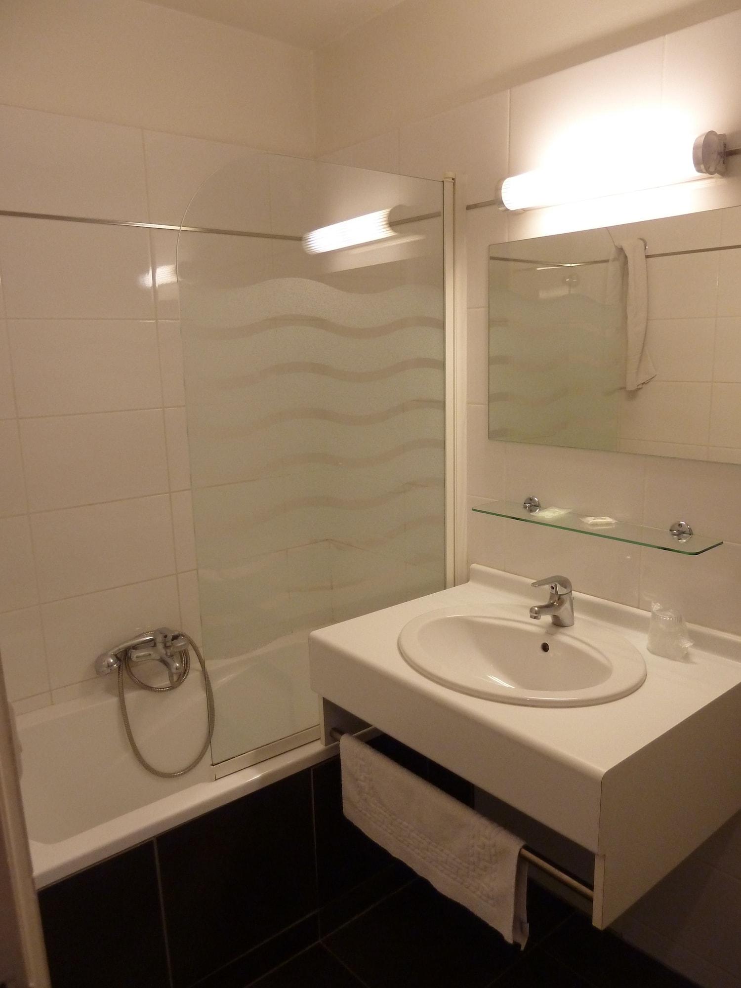 Hotel Du Sud Vieux Port Marsilya Dış mekan fotoğraf